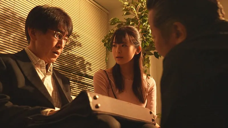 Chồng vay nợ dân xã hội đen, bà xã phải bán thân để trả nợ