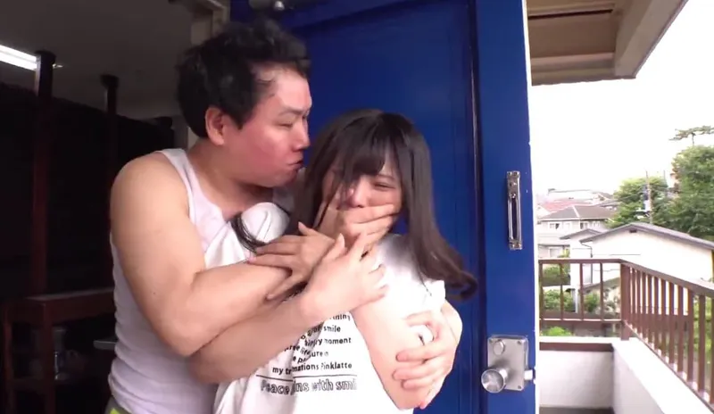 Tình đầu của tôi đã bị gã hàng xóm làm tình tơi tả